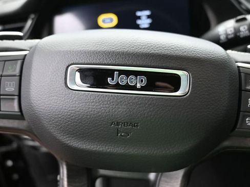 New 2026 Jeep Grand Cherokee L Limited AWD/4WD image 19