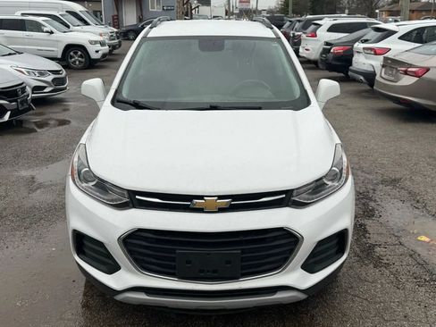 Used 2020 Chevrolet Trax LT AWD/4WD image 8