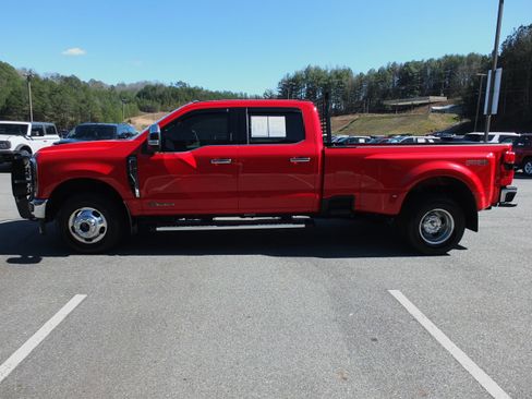 Used 2024 Ford F350 Lariat w/ Chrome Package image 6