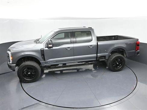 Used 2024 Ford F250 Lariat w/ Sport Appearance Package AWD/4WD image 43