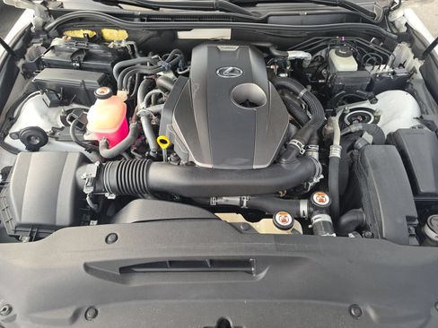 Used 2019 Lexus IS 300 w/ Accessory Package RWD image 8