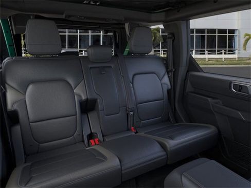 New 2025 Ford Bronco Outer Banks image 11