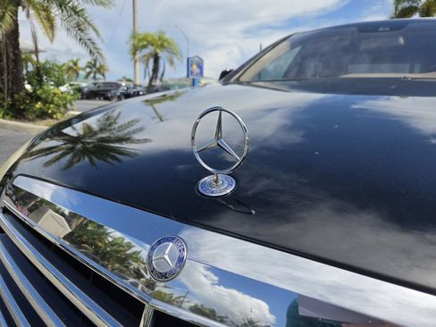 Used 2013 Mercedes-Benz S 550 w/ Sport Pkg Plus One image 10