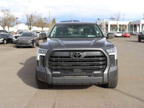 Used 2024 Toyota Tundra Limited image 2