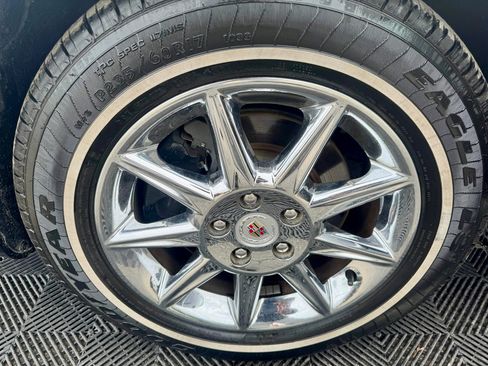 Used 2011 Cadillac DTS Limousine image 44