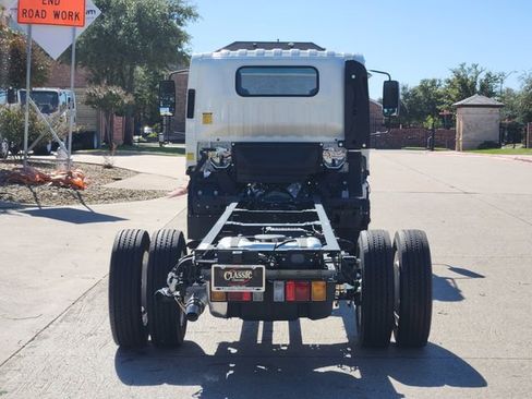 New 2024 Chevrolet Low Cab Forward 5500HG RWD image 11