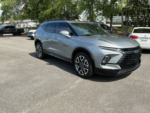 Used 2023 Chevrolet Blazer RS AWD/4WD image 5
