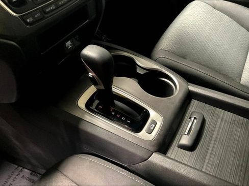 Used 2019 Honda Ridgeline Sport image 17