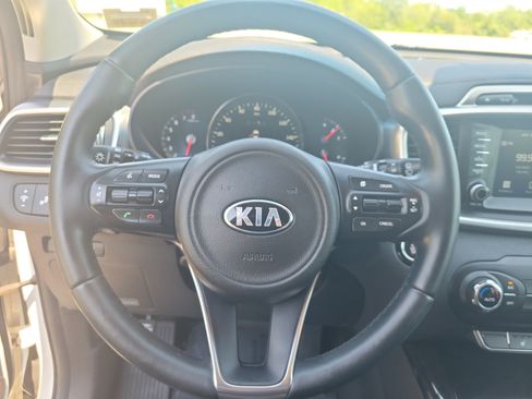 Used 2018 Kia Sorento EX AWD/4WD image 22