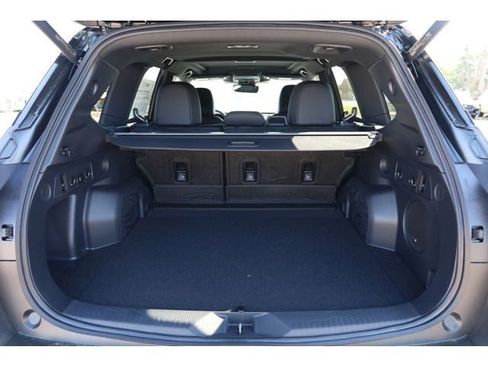 New 2026 Subaru Forester Wilderness w/ Wilderness Plus Package AWD/4WD image 36