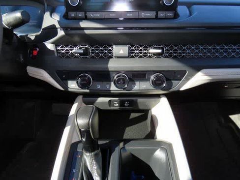 Certified 2023 Honda Accord EX image 19