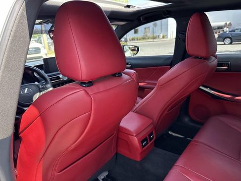 Used 2022 Lexus IS 350 F Sport RWD image 13