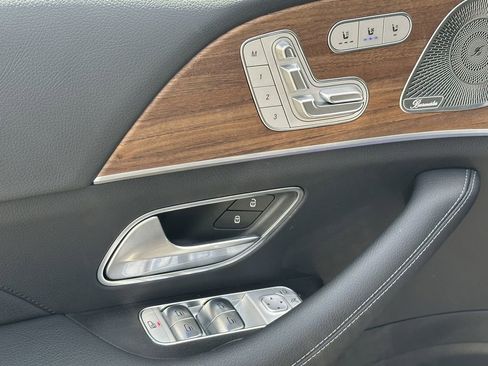 Certified 2025 Mercedes-Benz GLE 450 4MATIC image 12