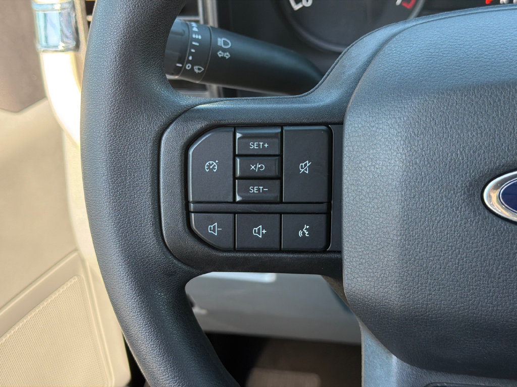 Used 2025 Ford F250 XLT AWD/4WD image 24