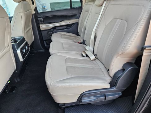 Used 2024 Ford Expedition Max Limited image 27