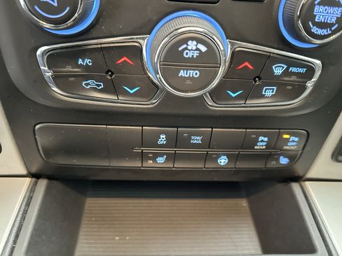 Used 2017 RAM 1500 Big Horn image 38