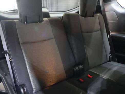 Used 2020 Nissan Pathfinder S image 14