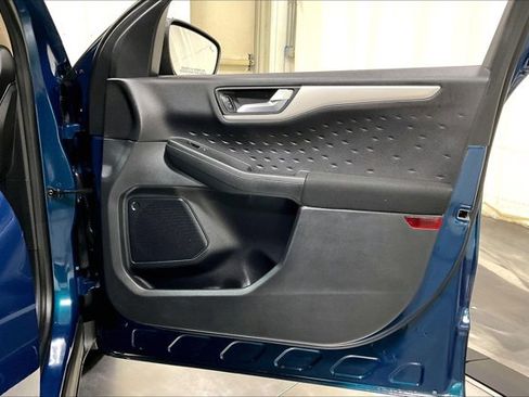 Used 2020 Ford Escape SE Sport FWD image 24