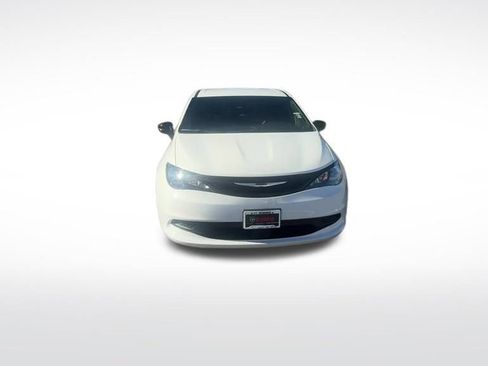 New 2026 Chrysler Voyager LX image 39