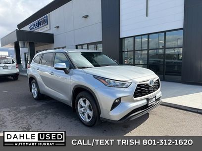 Used 2021 Toyota Highlander LE