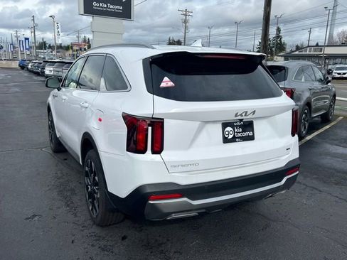New 2026 Kia Sorento EX AWD/4WD image 9