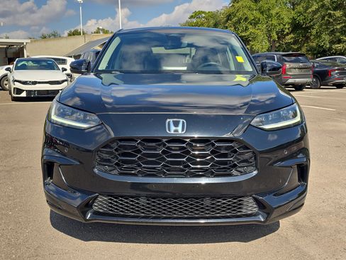 Used 2023 Honda HR-V EX-L image 3