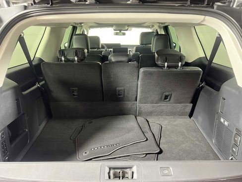 Used 2025 Ford Expedition Max Platinum w/ Driver's Package image 19