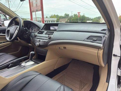 Used 2012 Honda Accord LX image 16