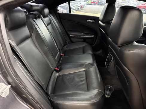 Used 2015 Dodge Charger R/T w/ Plus Group RWD image 28