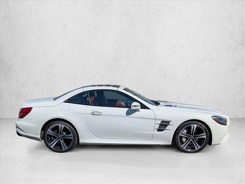 Used 2018 Mercedes-Benz SL 450 image 4