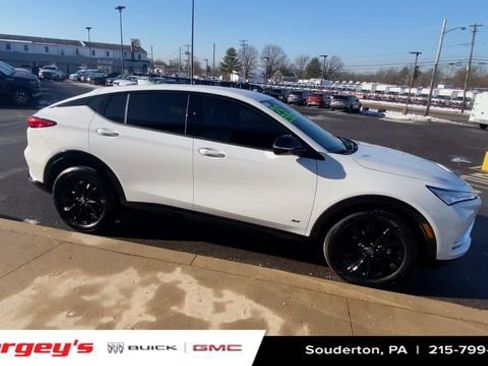 Certified 2025 Buick Envista Sport Touring w/ Convenience I Package image 11