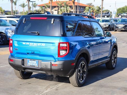 Used 2025 Ford Bronco Sport Outer Banks image 8