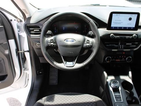 Used 2024 Ford Escape Active FWD image 18