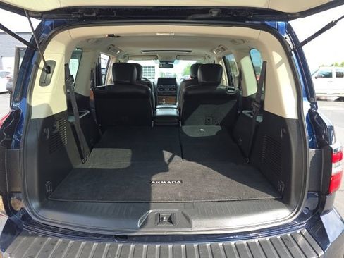 Used 2023 Nissan Armada SL w/ Captain's Chairs Package AWD/4WD image 15