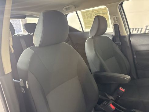 Used 2023 Nissan Kicks S image 26