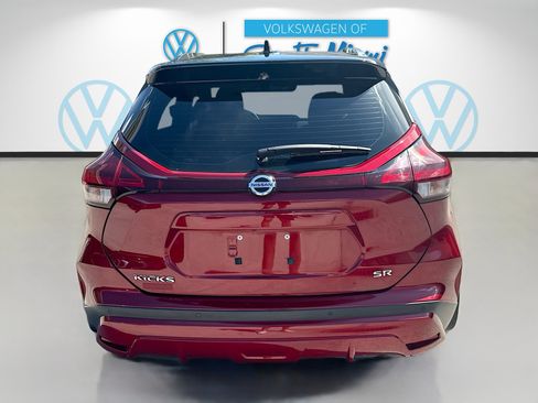 Used 2021 Nissan Kicks SR FWD image 6