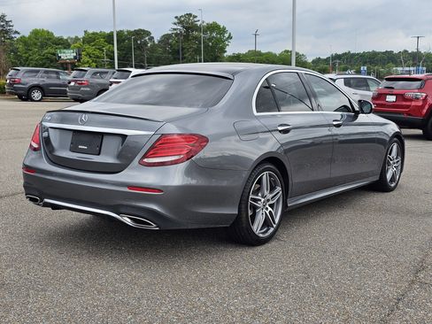 Used 2020 Mercedes-Benz E 350 Sedan image 8