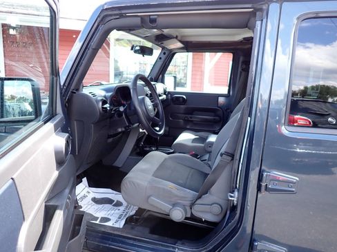 Used 2008 Jeep Wrangler Unlimited X AWD/4WD image 7