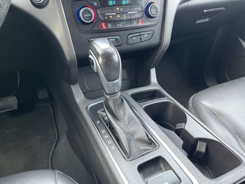 Used 2019 Ford Escape SEL AWD/4WD image 20