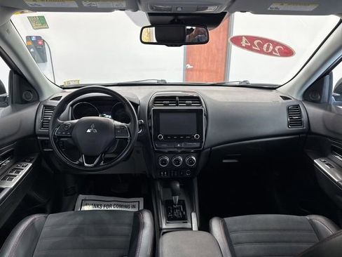 Used 2024 Mitsubishi Outlander Sport SE image 36