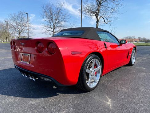 Used 2005 Chevrolet Corvette Convertible w/ Preferred Equipment Group RWD image 10