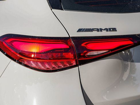 New 2026 Mercedes-Benz GLC 43 AMG 4MATIC image 8