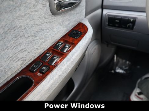 Used 2005 Kia Optima EX image 26