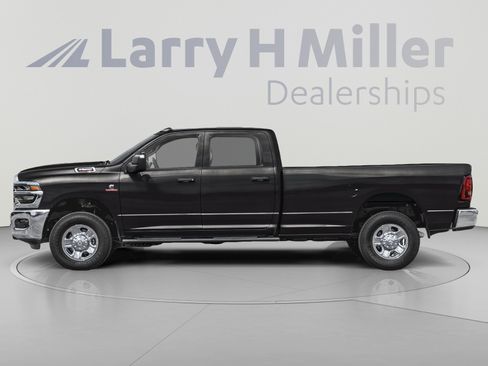 New 2027 RAM 3500 Tradesman AWD/4WD image 3