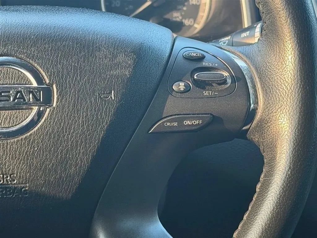 Used 2020 Nissan Murano SV FWD image 12