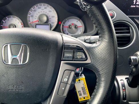 Used 2013 Honda Pilot Touring image 24