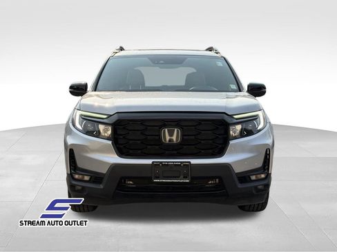Used 2022 Honda Passport Elite image 2