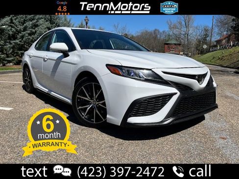 Used 2023 Toyota Camry SE FWD image 1