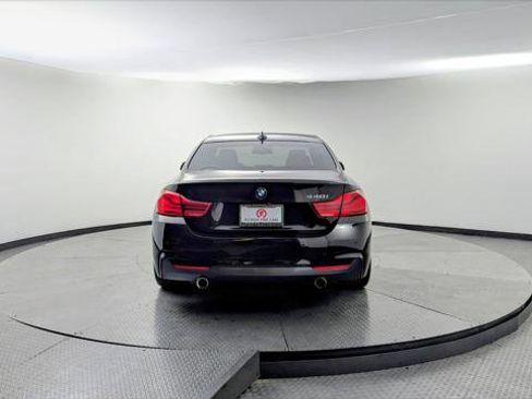 Used 2019 BMW 440i Coupe w/ M Sport Package image 7