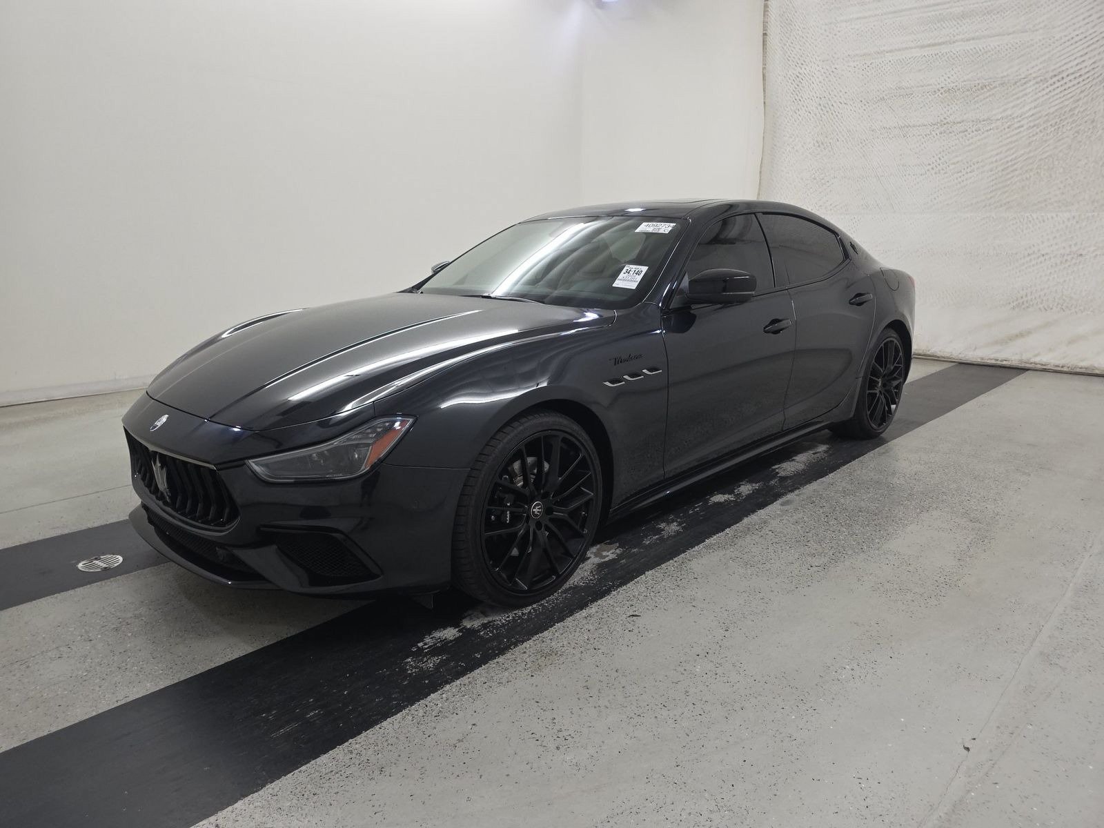 Used 2023 Maserati Ghibli Modena Q4 AWD/4WD image 1